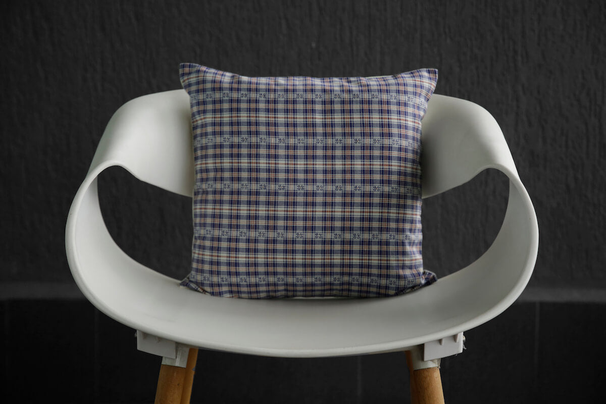 Classic Dobby Checks Yarn Dyed Blue Cotton Cushion Cover Size 16"x16"