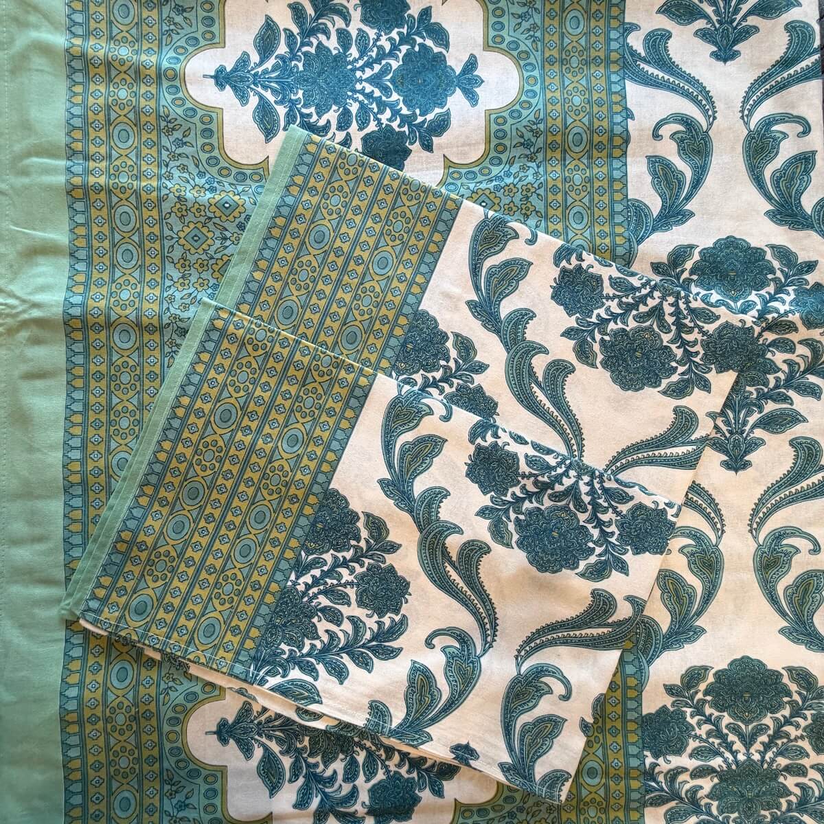 Hand block printed sea green damask cotton king size bed sheet folded 90x108 inch