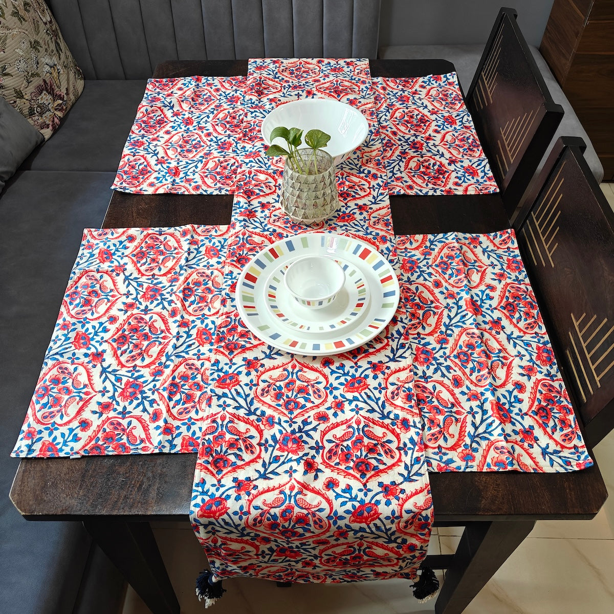 Sanganeri Allure Printed Pink And Blue Cotton Table Runner 6 Seater Size 13"X72"