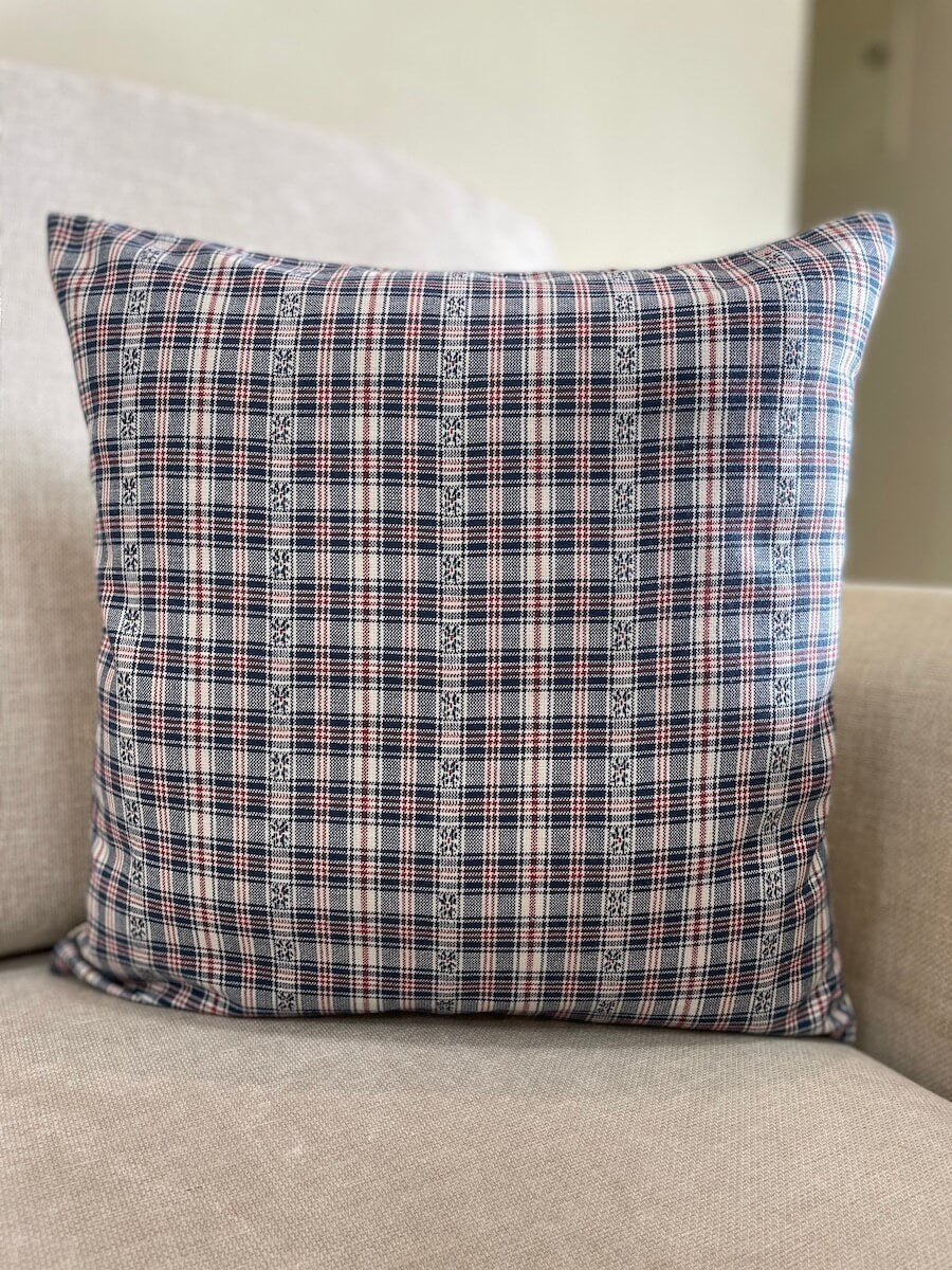 Classic Dobby Checks Yarn Dyed Blue Cotton Cushion Cover Size 16"x16"