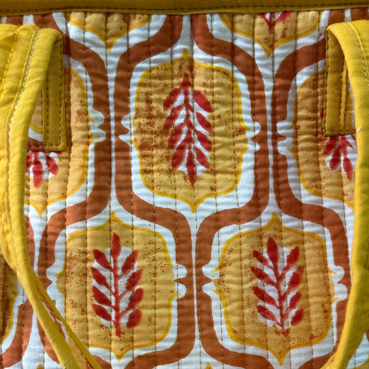 Mustard Leaf Quilted Cotton Lunch Bag
