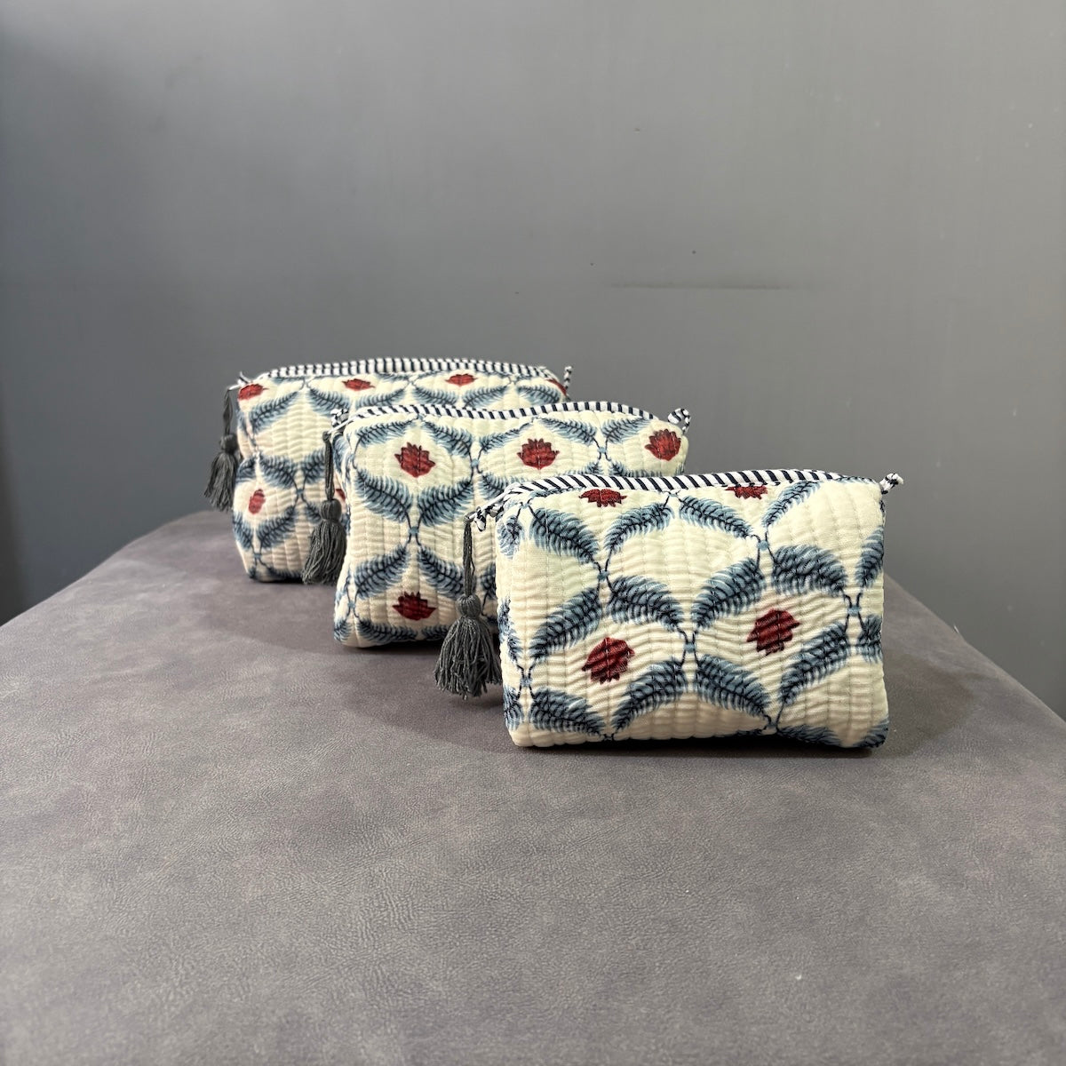 Vanya Edit Vanya Fern Quilted Velvet Toiletry Set