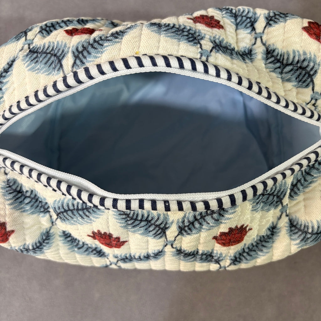 Vanya Edit Vanya Fern Quilted Velvet Toiletry Set