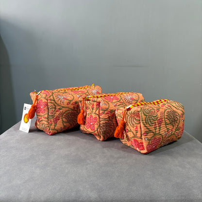 Vanya Edit: Vanya Gul Quilted Velvet Toiletry Set