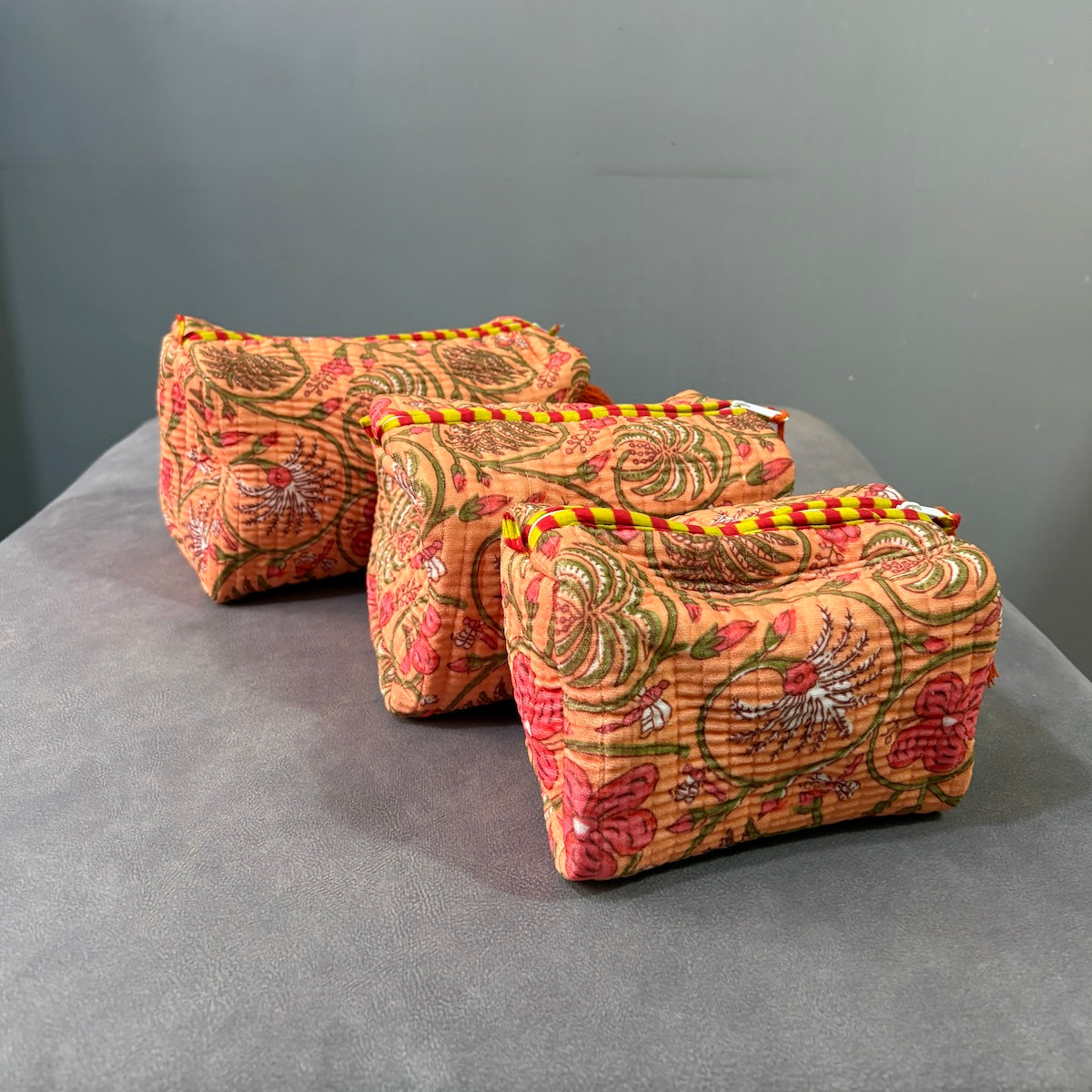 Vanya Edit: Vanya Gul Quilted Velvet Toiletry Set